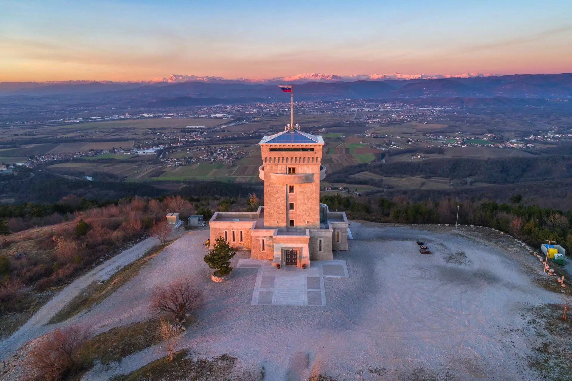 Cerje Peace Monument tower at sunset